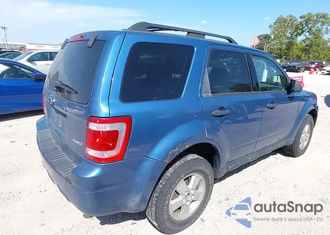 2009 Ford Escape Xlt z USA, uszkodzony, nr VIN 1FMCU93769KA08213